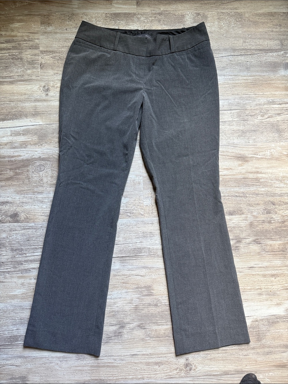The Limited Drew Fit Petite Dress Pants in Charcoal